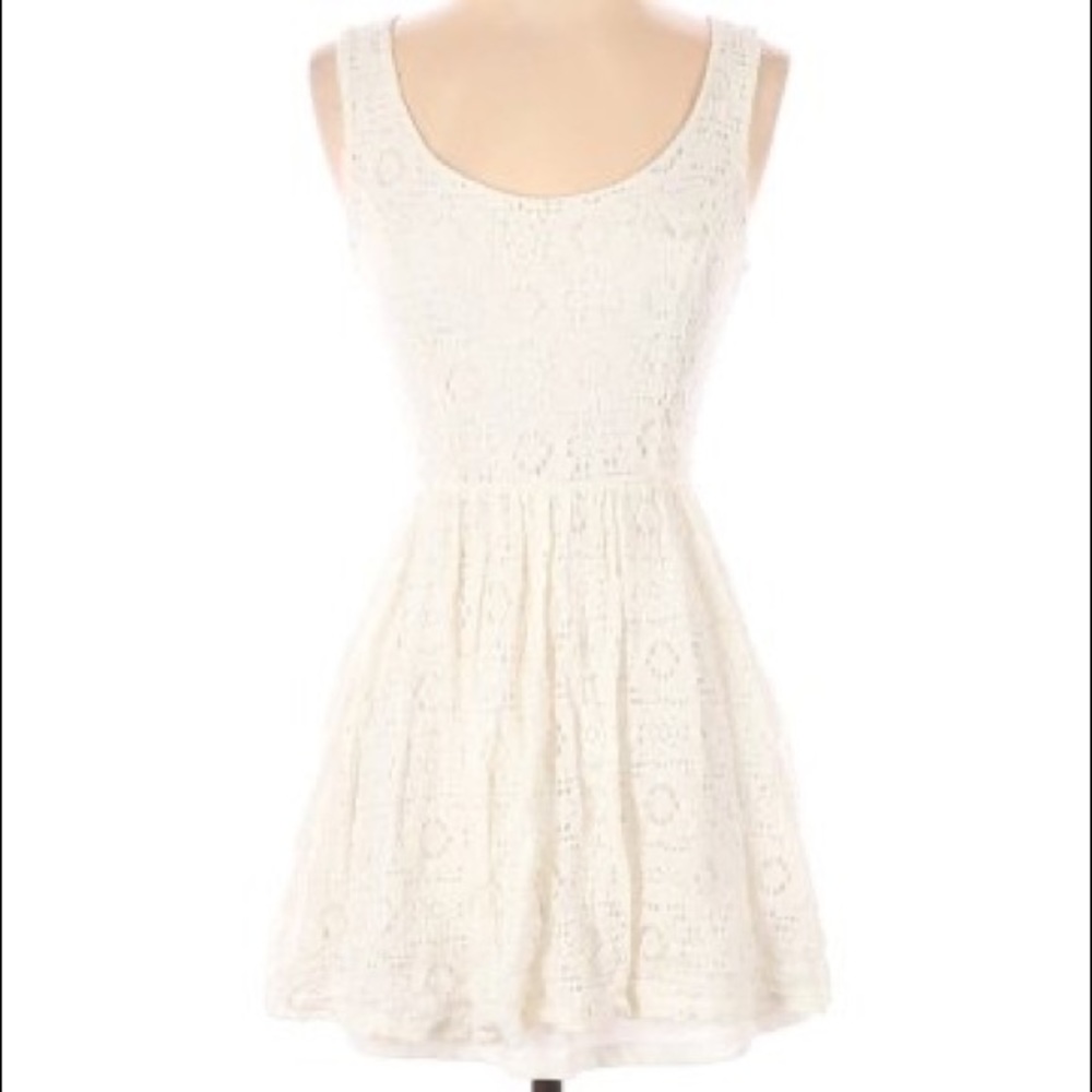 Malloy White Lace Dress